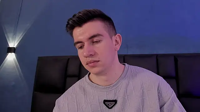 MikaelSlow's cam snapshot