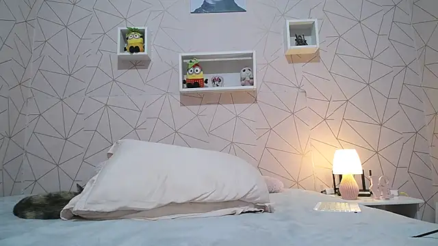 Irresistible24 live sex cam