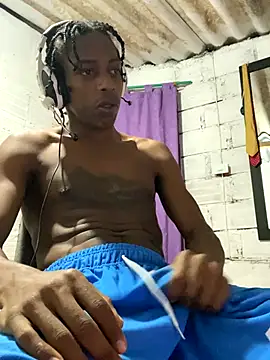 Larry-n-clouds's cam snapshot