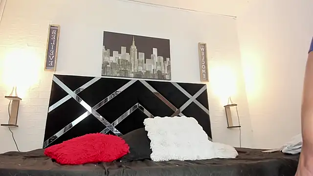 nakedfoam1's cam snapshot