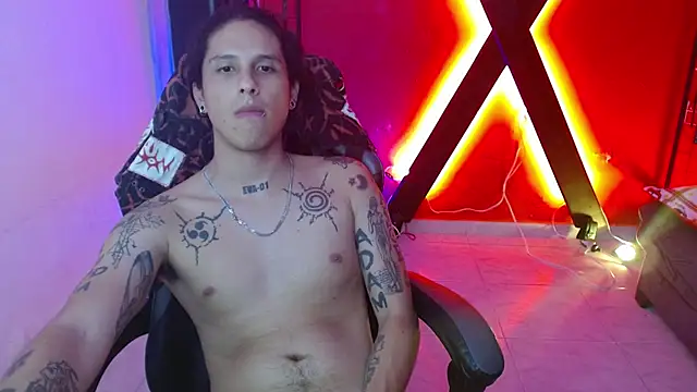 alan_dominat's cam snapshot