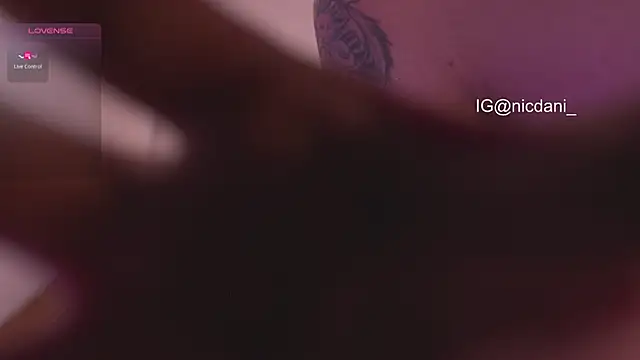 nicdani_1 live sex cam