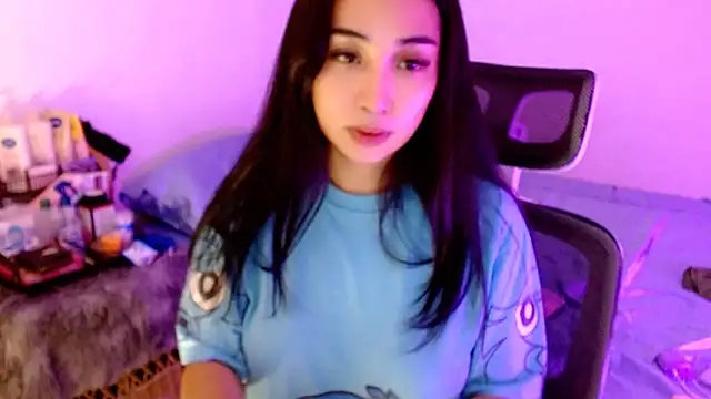 SweetLilly_18 live sex cam