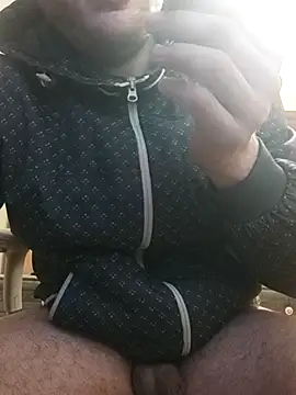 skrigul12 live sex cam