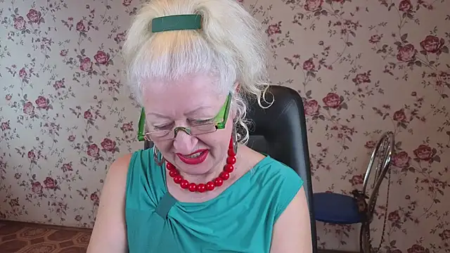 Maya_Mayflower live sex cam