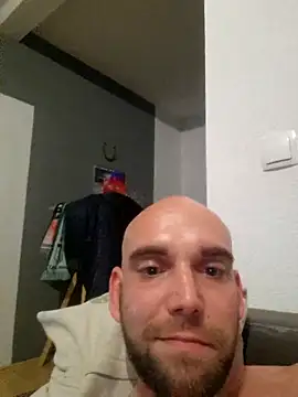 Smokeym123's cam snapshot