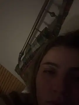 M1l3yD3w's cam snapshot