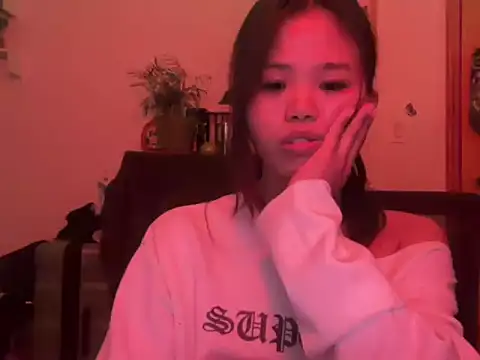 tinydaisy21's cam snapshot