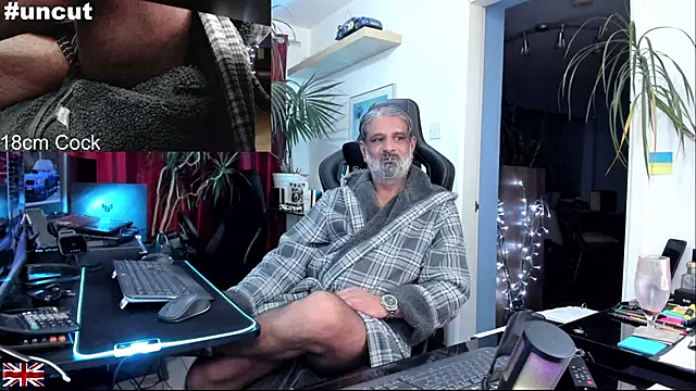 OnlineBossUK live sex cam