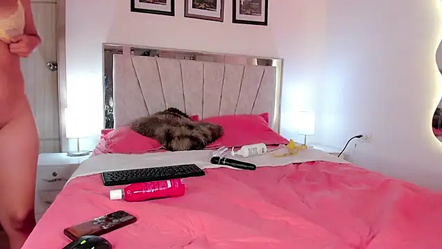 FuckingYoungs's cam snapshot