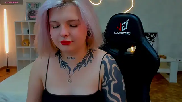 shadow__purrr's cam snapshot