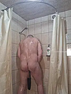 Foxyshaved live sex cam