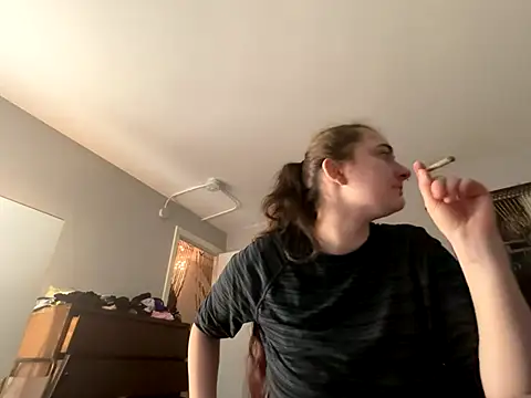 Snowbunnycake_131's cam snapshot