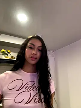 maddy_bronw_'s cam snapshot