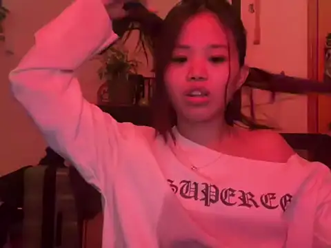 tinydaisy21's cam snapshot