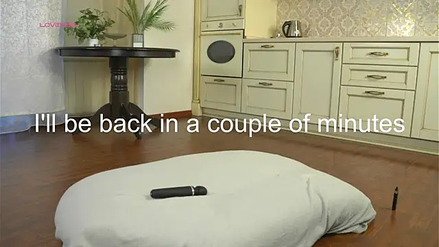 DarelleFaux's cam snapshot