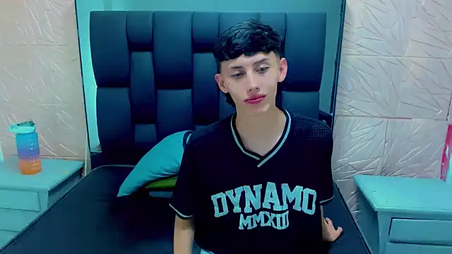 thaigo_twink38 live sex cam