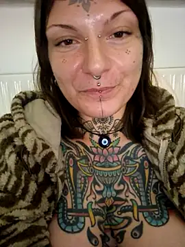 lizzardqueeen's cam snapshot