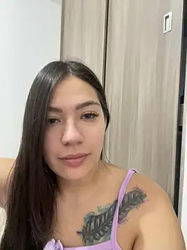 Latina_vanessa live sex cam