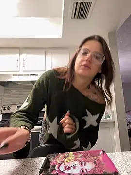 SafeinouterSpace live sex cam