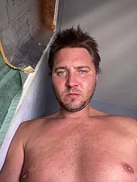 Brando2585 live sex cam