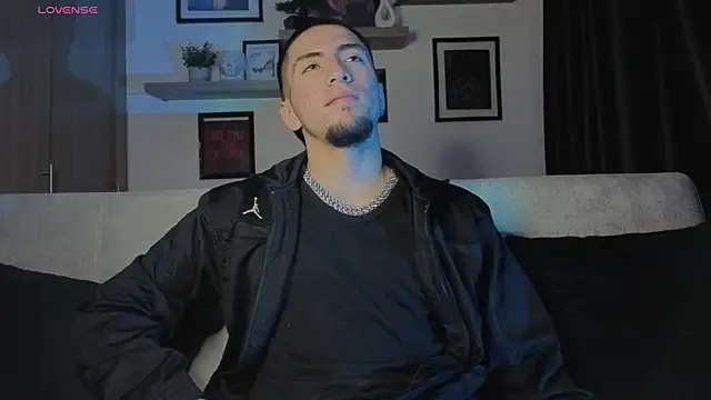 AresMassimoX's cam snapshot