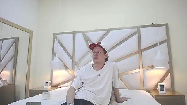 AnthonyAlso's cam snapshot