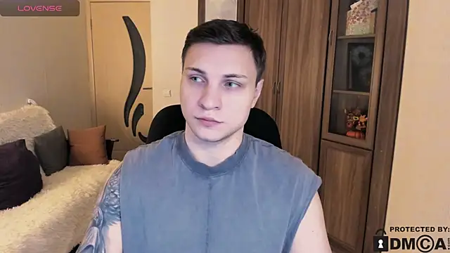 handsome_guy01's cam snapshot