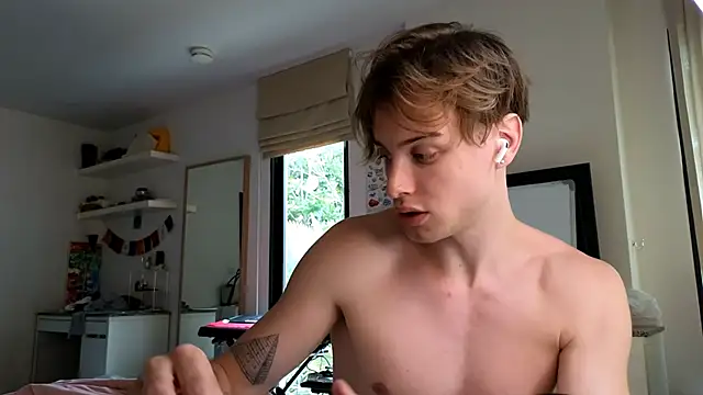 Cryptikov live sex cam