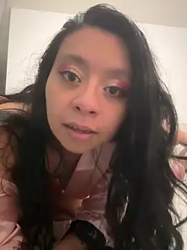 Lincy_and_hanna live sex cam