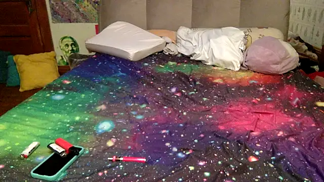 annoyedputa's cam snapshot