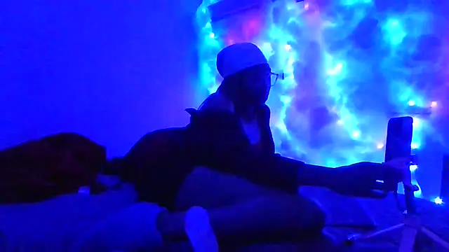 Opal_Rainbow's cam snapshot