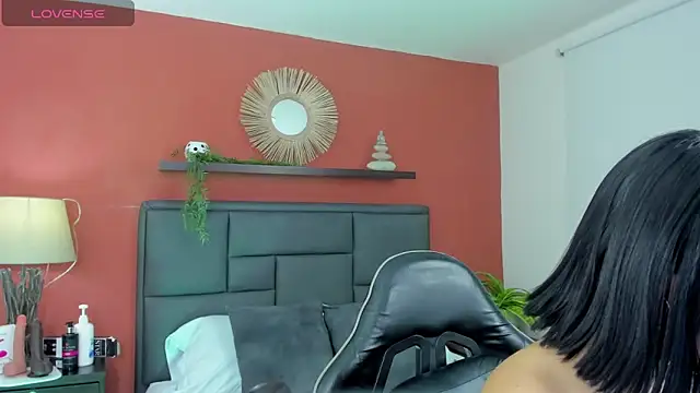 Clara_Luu's cam snapshot