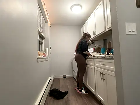 Snowbunnycake_131's cam snapshot