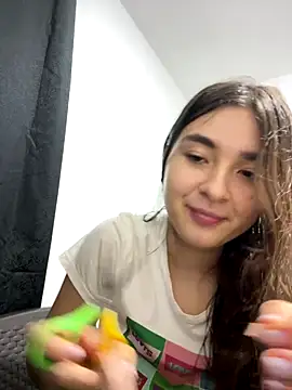 Valentina_ro live sex cam