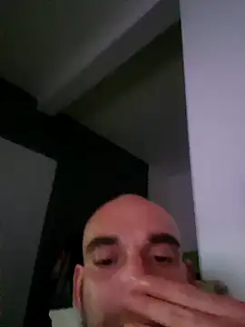 Smokeym123's cam snapshot