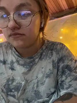 Sophia_Weest99's cam snapshot