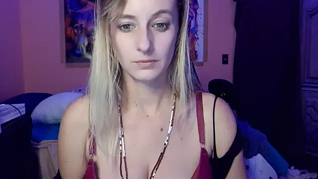 AsiaGoesPro's cam snapshot