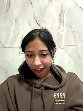 lynn9000 live sex cam