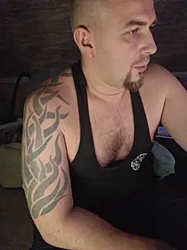 Foxyshaved live sex cam