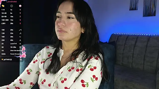 ZaraDames_'s cam snapshot