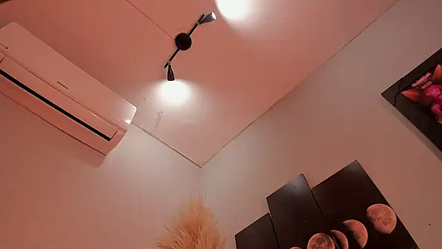 ALICEPOIXXXON live sex cam