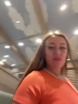 AndreaMood live sex cam