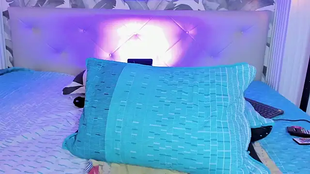 Sami_Evanns's cam snapshot