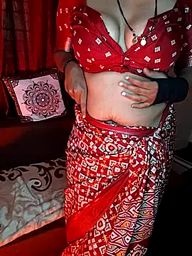 Divya_gowda_143's cam snapshot