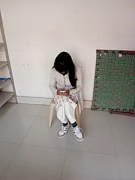 Sunita-collage's cam snapshot