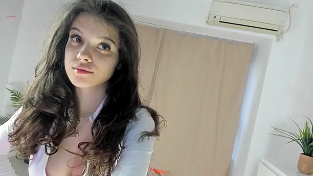 BabyAylin live sex cam