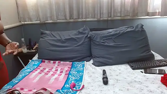 NaughtySisters live sex cam