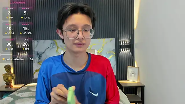 SantiagoRusso18 live sex cam