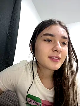 Valentina_ro live sex cam